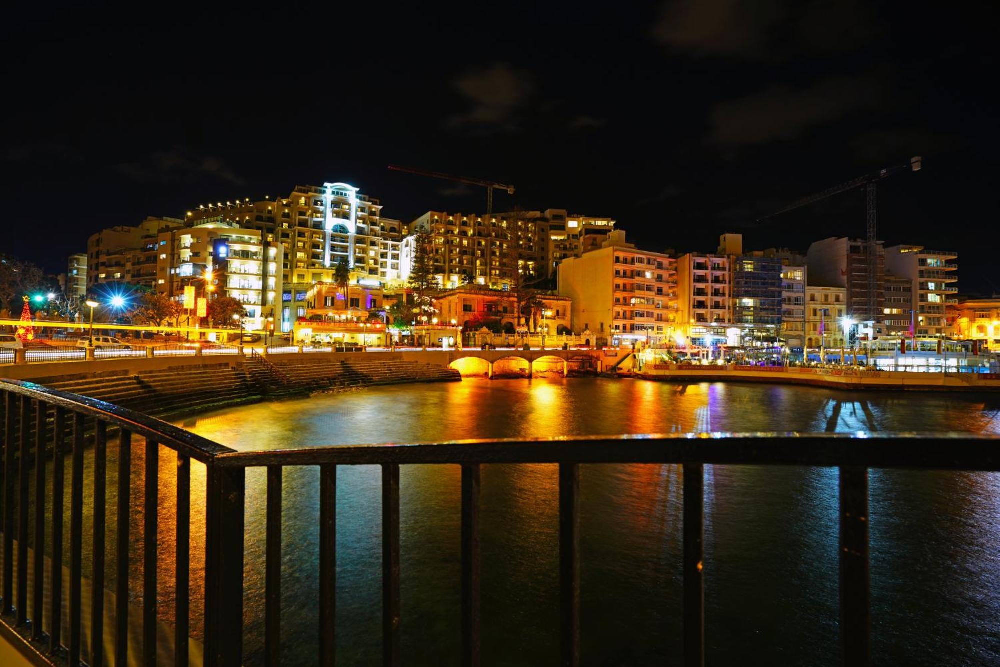 Depiro Point Deluxe - Modern, Designer Apartment 2 Minutes Away From Popular Sliema Seafront 外观 照片